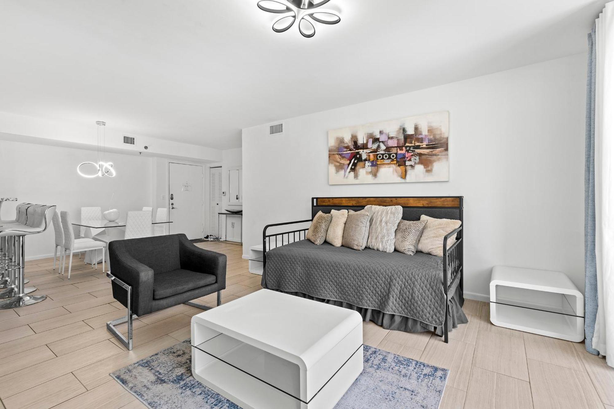 Yacht Club 2 Bedroom And 2 Bathroom With Baby Crib & Free Parking Apartamento